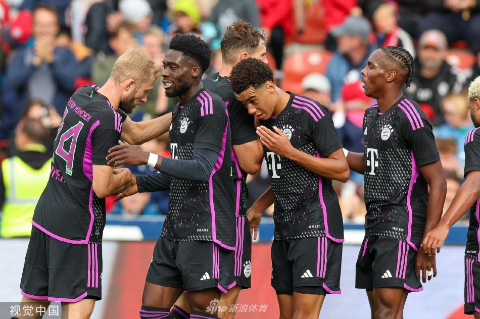 达米安担任 达米安担任