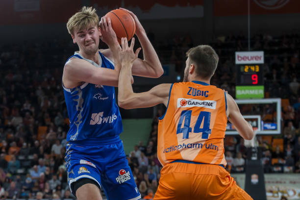 格林的带领 格林的带领